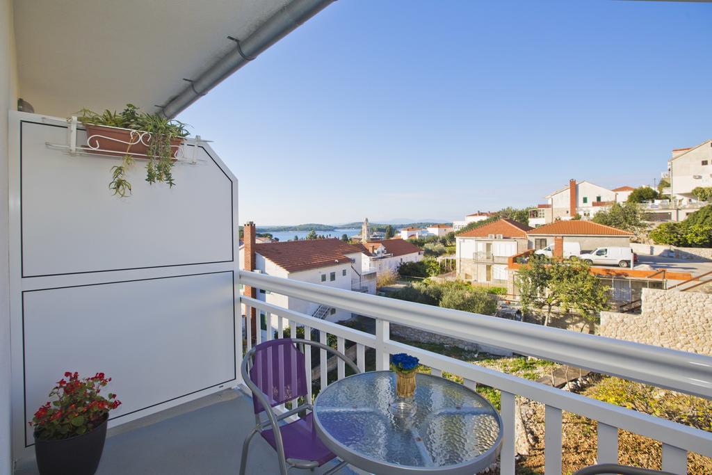 Guest House Kovacevic Hvar Town Extérieur photo